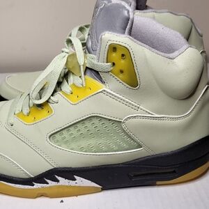 Jordan 5s jade